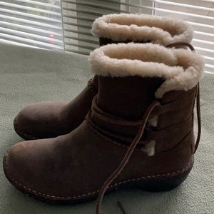 UGG WOMEN'S BROWN LEATHER LINED 1001815 CASPIA ANKLE BOOTS SIZE 7